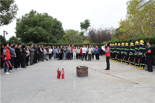 消防演练3_副本.jpg