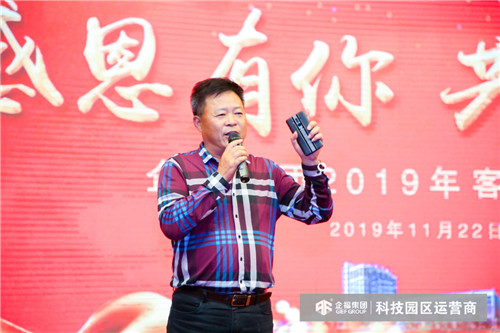 陆董2_副本.jpg
