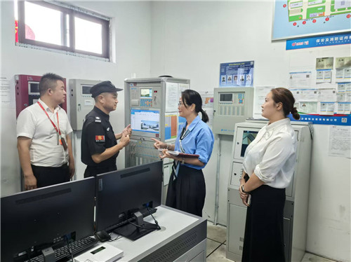 安全检查4_副本.jpg 安全检查4_副本.jpg