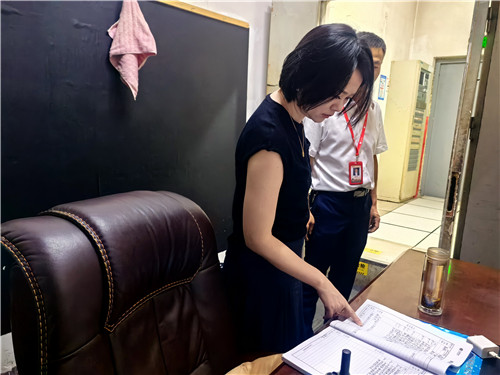 安全检查5_副本.jpg 安全检查5_副本.jpg