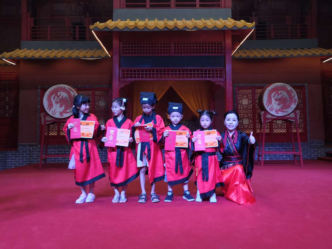 幼儿组.jpg