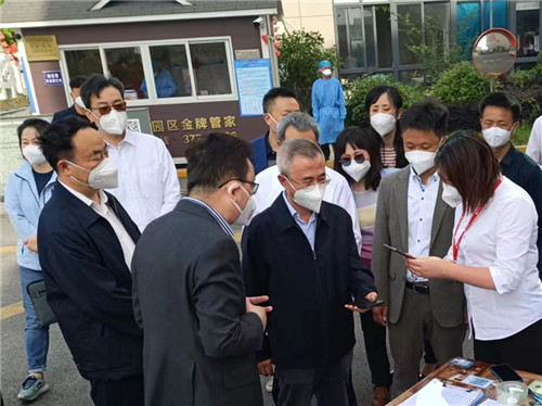 222.5 市政协副主席、市工商联主席、市总商会会长寿子琪，在企福科技园调研