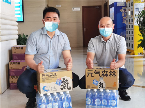 高温福利5_副本.jpg
