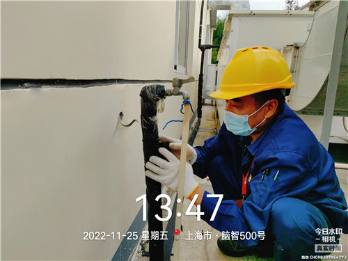 2022.11 企福物业人给设备穿“棉衣”，保障园区正常运行