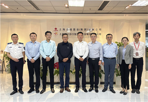2023.10 松江区水务局党组书记、局长陈龙一行莅临企福科技园调研