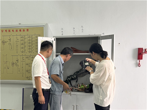 2025.9 企福物业护航“双节”平安