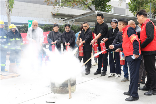 消防演习 (12)_副本.jpg