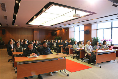 季度颁奖1_副本.jpg 季度颁奖1_副本.jpg