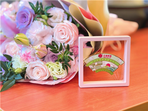 季度颁奖5_副本.jpg 季度颁奖5_副本.jpg