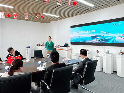 企业家沙龙5_副本.jpg 企业家沙龙5_副本.jpg